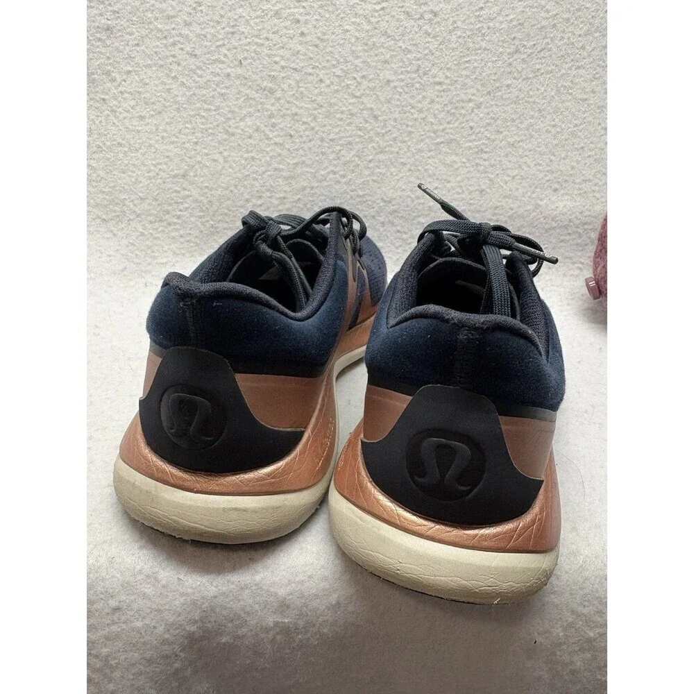 Lululemon Women's Chargefeel Workout Low Athletic Shoes 7.5 Navy Rose Gold Color